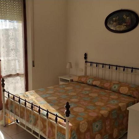 Appartamento Marcella a due passi dal mare Marcelli Esterno foto