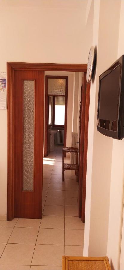 Appartamento Marcella a due passi dal mare Marcelli Esterno foto